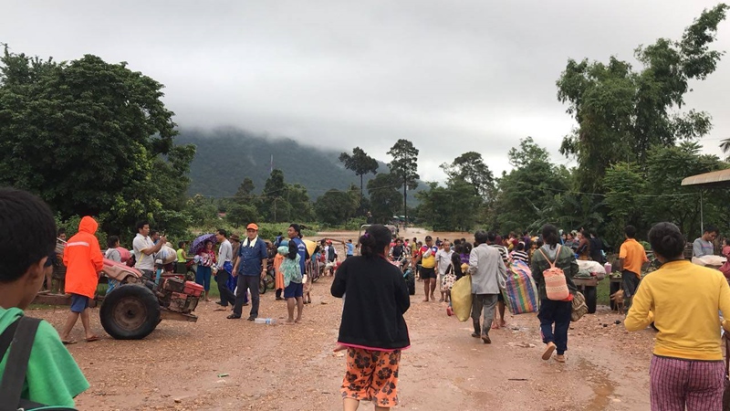 라오스 홍수 피해지역 주민들 모습