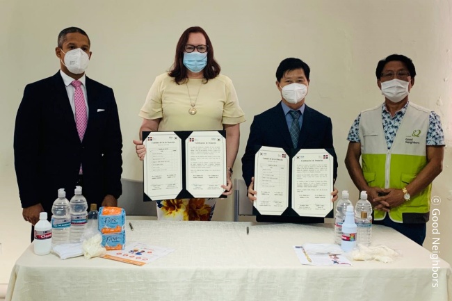 코로나19 예방키트 전달식 진행 모습 