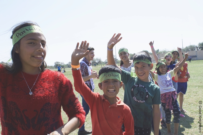 어린이날 행사를 진행하는 파라과이 지부